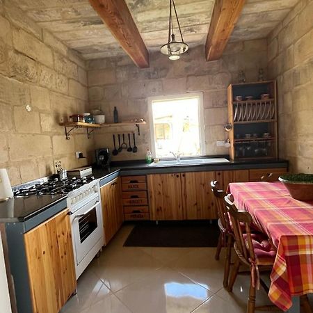 The Cottage Лука Екстериор снимка